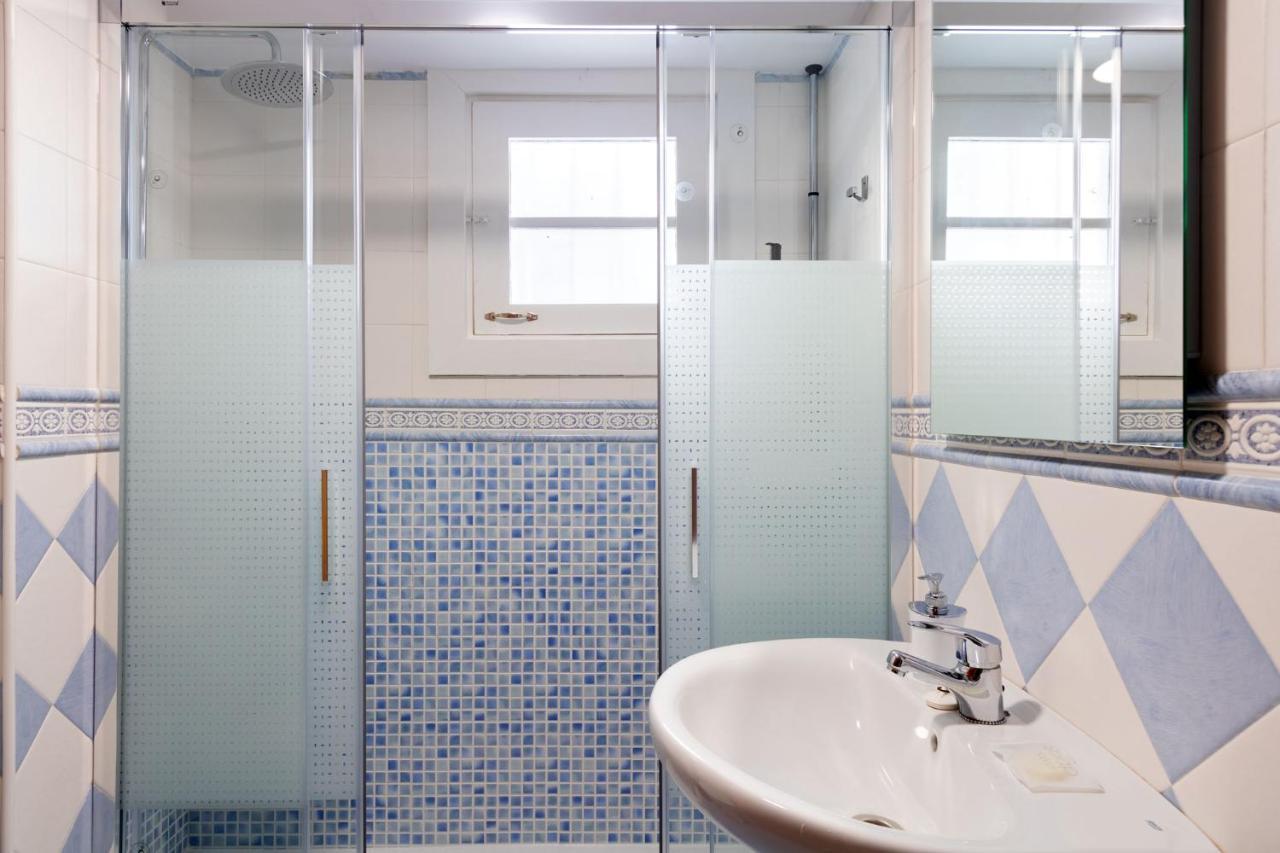 El Salvador City Center Suite By Valcambre Sevilla Eksteriør bilde